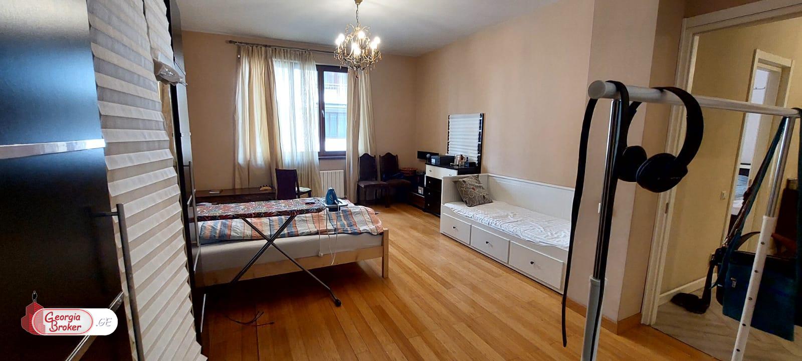 nearly repaired 5-room apartment for sale